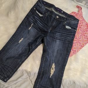 💙DISTRESSED VIGOSS CAPRIS SIZE 11💙